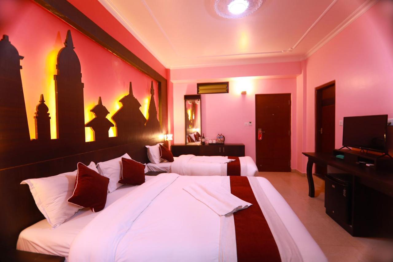 Hotel Task International Pokhara Ngoại thất bức ảnh