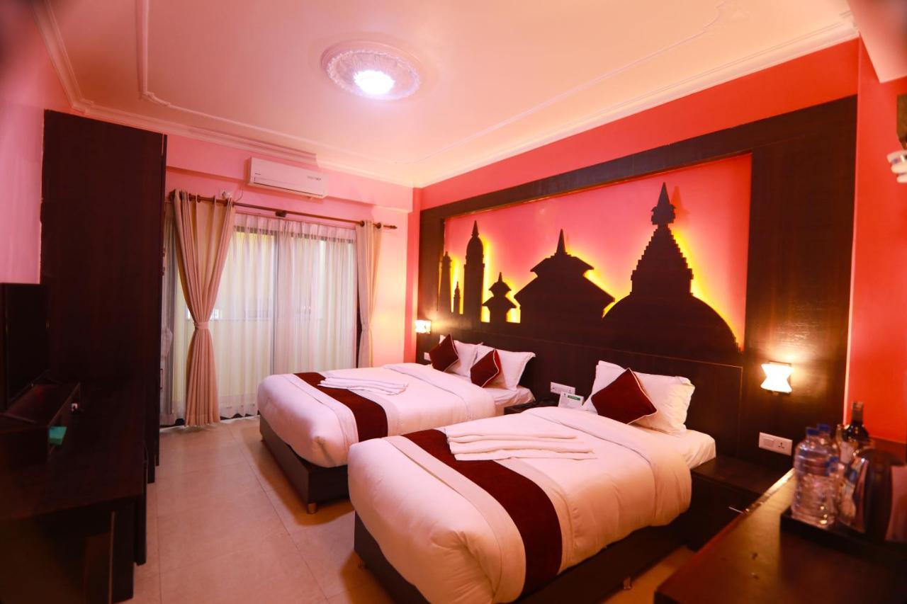 Hotel Task International Pokhara Ngoại thất bức ảnh